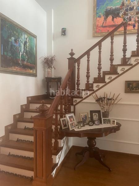 Foto 7fb6d265-d6e7-44c5-a9dd-726c0e87e1b1. Chalet con camino parcheggio piscina in Los Gallos Chiclana de la Frontera