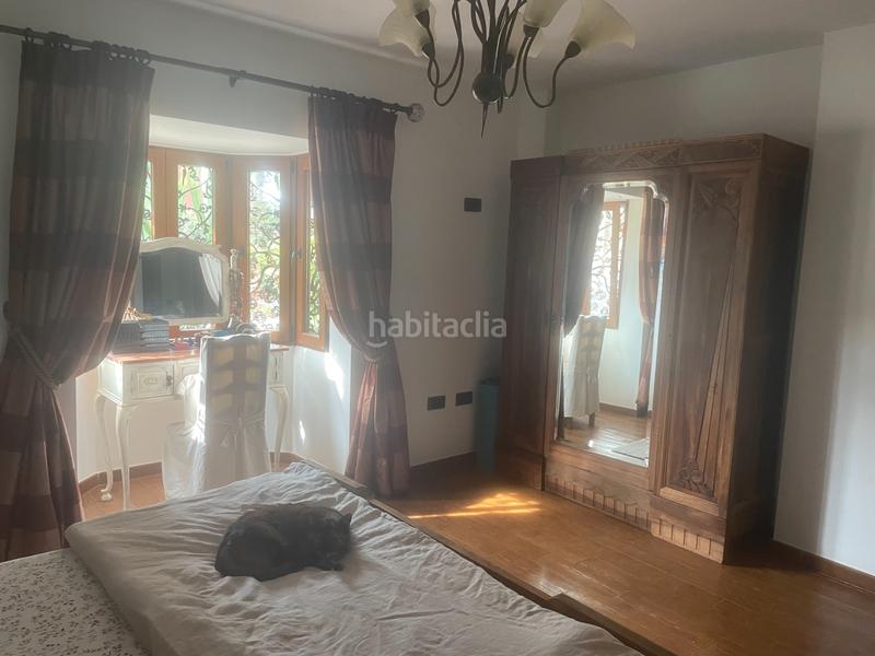 Foto ac05b208-f14b-4cd3-b647-a69c949f1c63. Chalet con camino parcheggio piscina in Los Gallos Chiclana de la Frontera