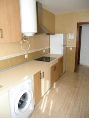 Location Appartement à Núcleo urbano. Se alquila piso en chiclana de la frontera