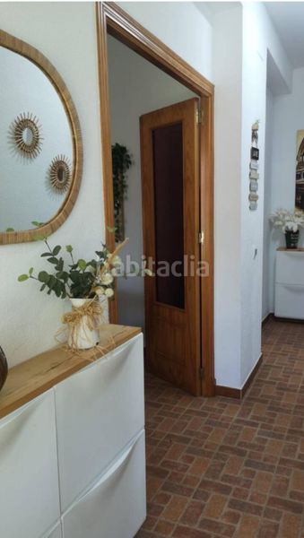 Foto ea8fe4c0-62ed-4112-9a04-23d5b095b488. Xalet amb xemeneia aparcament piscina a Las Lagunas - Campano Chiclana de la Frontera