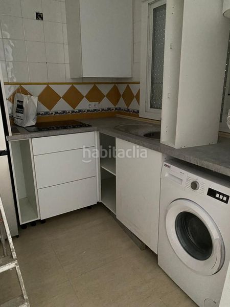 Foto 4b6e4a66-7674-46a1-91e2-276caa2e63ff. Pis a calle iro 27 a Núcleo urbano Chiclana de la Frontera