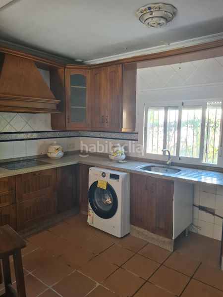 Foto c05bef5a-698c-4062-960b-0ec6b0028694. Location chalet avec parking dans Núcleo urbano Chiclana de la Frontera