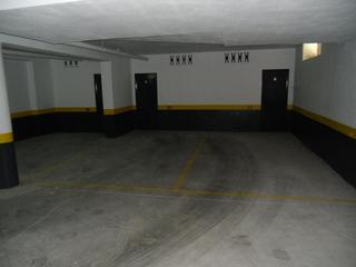 Aparcament cotxe a La Banda - Campo de Fútbol. Se vende plaza de garaje en chiclana de la frontera