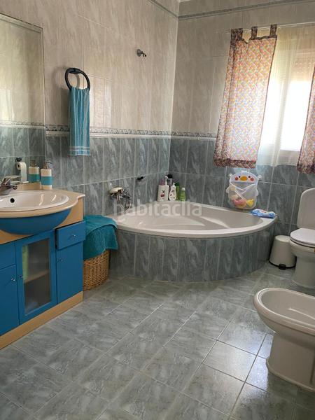 Foto 792c6f2b-5e7d-45f1-87fb-c0f73413108f. Chalet se venden dos chalets en Las Lagunas - Campano Chiclana de la Frontera