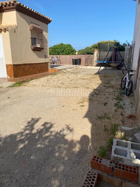 Foto e831f3ee-9e69-4e71-9b72-9e737e87a089. Chalet se venden dos chalets en Las Lagunas - Campano Chiclana de la Frontera