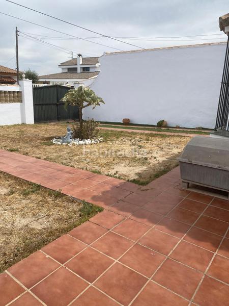 Foto adbd54d5-a0e6-4ae5-b174-c59681ca40ab. Xalet amb aparcament piscina a Los Gallos Chiclana de la Frontera