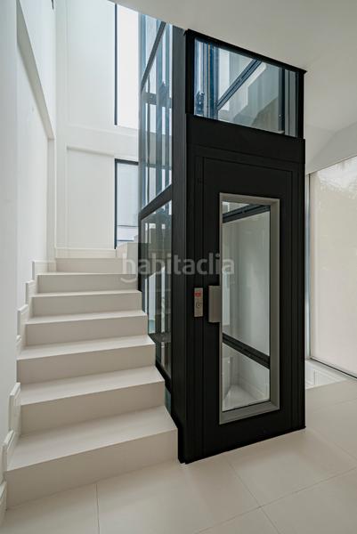 Foto 14b1350b-b611-442d-90c4-3ed68737c8e8. Haus mit heizung parking pool in Las Lomas de Río Verde Marbella