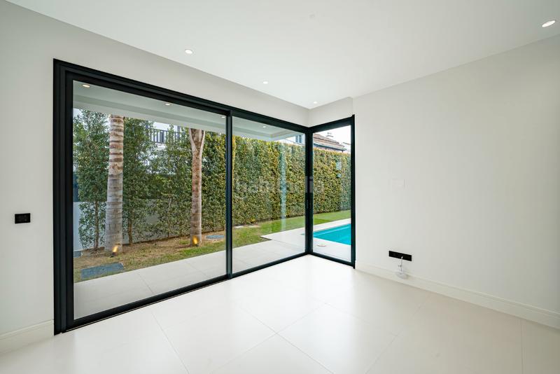 Foto 5a683349-344c-4270-9f21-e1ab4c6cdf09. Haus mit heizung parking pool in Las Lomas de Río Verde Marbella