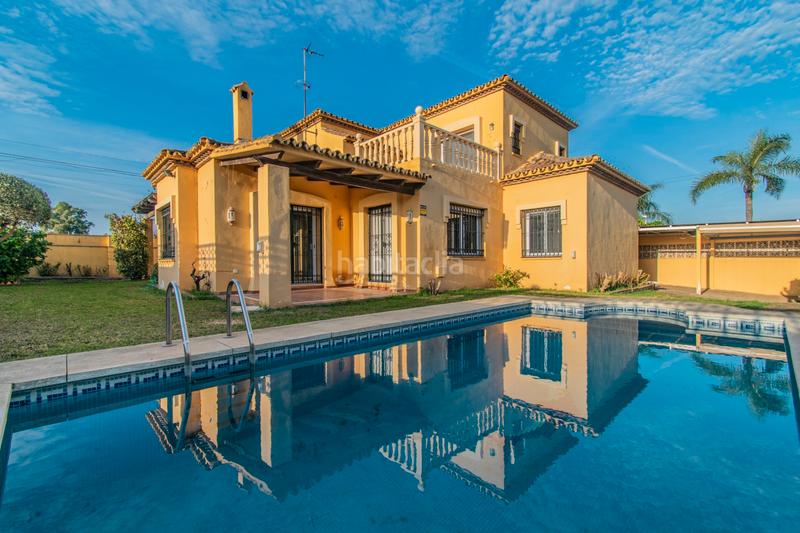 Foto a92e7648-f399-4a8c-969a-f2e602f6b7ad. Haus mit parking pool in San Pedro de Alcántara Pueblo Marbella