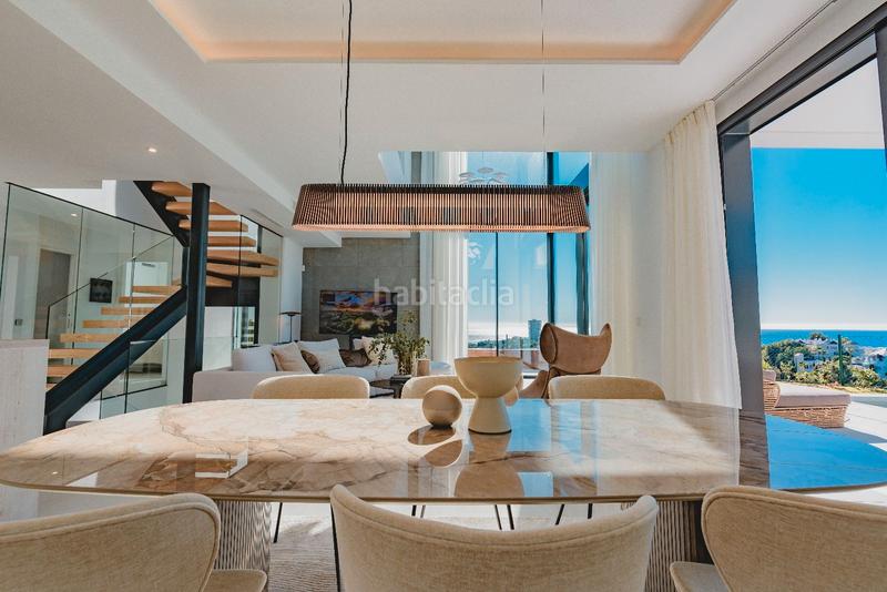 Foto f5e763ab-540d-47d0-a93c-1892ce528ca1. Casa adossada amb calefacció aparcament piscina a Marbella