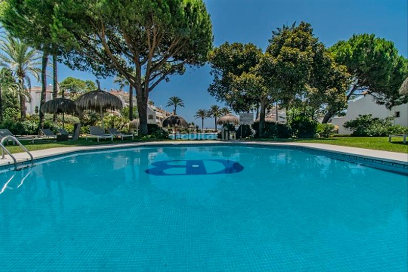 Foto 0073ee24-874c-4d71-a436-d0e7ba0e534d. Casa adossada amb calefacció aparcament piscina a Marbella