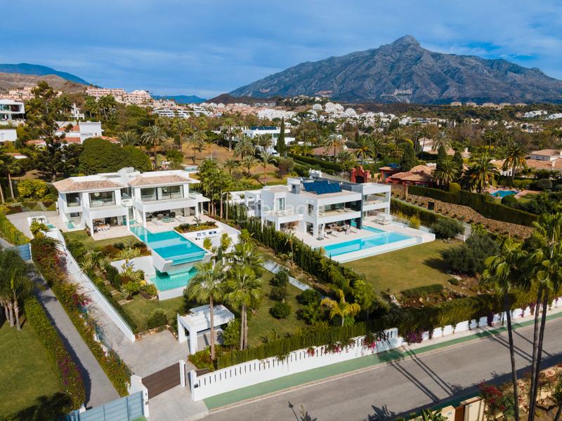 Foto 6f3c901d-7e81-473a-bc2d-cfc930c0a43b. Casa en Los Naranjos Marbella