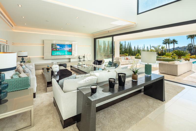 Foto f86d6b60-20c8-43b4-b997-108749097a26. Casa en Los Naranjos Marbella