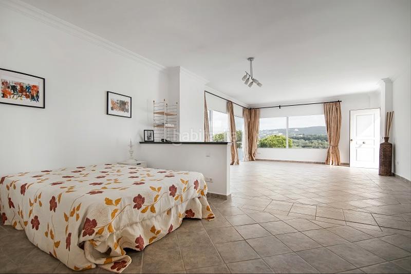 Foto 1c7bf949-acfa-4b2b-ae48-212cdb44390a. Xalet a urbanización las lomas 80 a Sotogrande costa Sotogrande