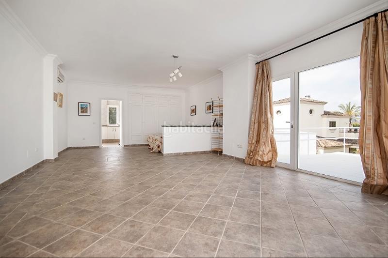 Foto 9e93cd6f-6381-4de8-8d3b-37916ab22df8. Xalet a urbanización las lomas 80 a Sotogrande costa Sotogrande