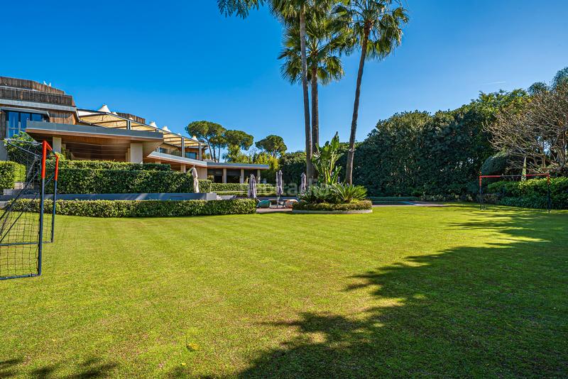 Foto 1433b096-8963-4fb6-9826-f5f0ac158cbf. Maison avec chauffage parking piscine dans Guadalmina Baja Marbella