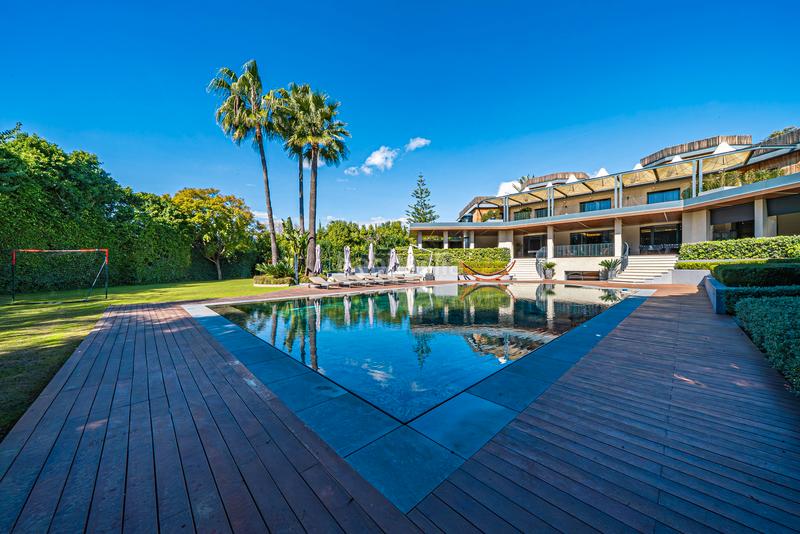 Foto 9b49727f-0735-4ab9-a0c4-d60693956bb2. Maison avec chauffage parking piscine dans Guadalmina Baja Marbella