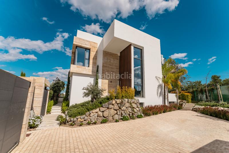 Foto 0c011488-177b-4069-b642-659a389dcbe2. Casa amb calefacció aparcament piscina a Nagüeles Alto Marbella