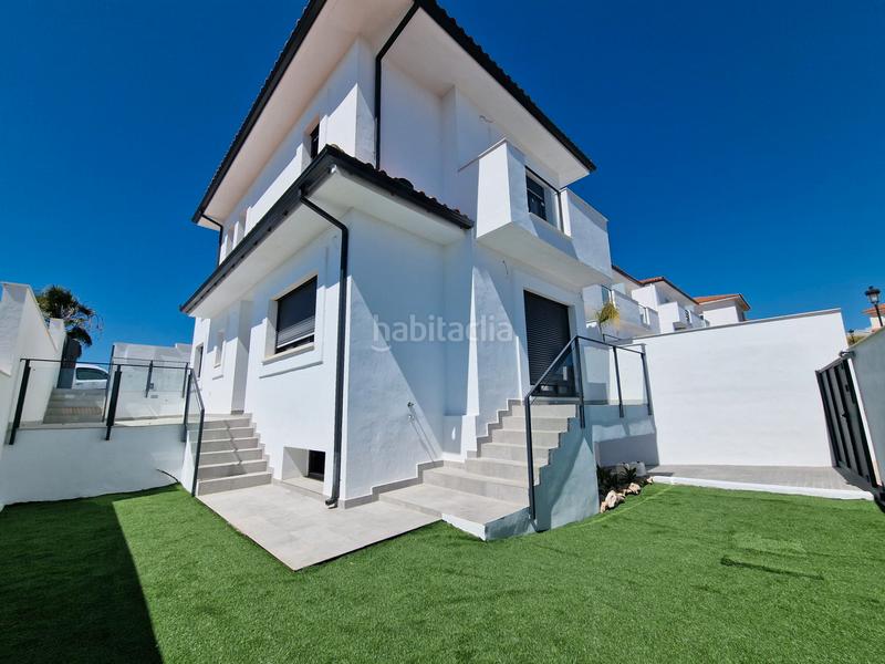 Foto 572b7e74-dea9-4d7c-b87a-233a32b6dc0e. Casa a calle aldea 2b a Chullera Manilva