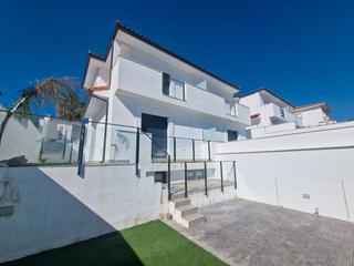 Casa bifamiliare in Chullera