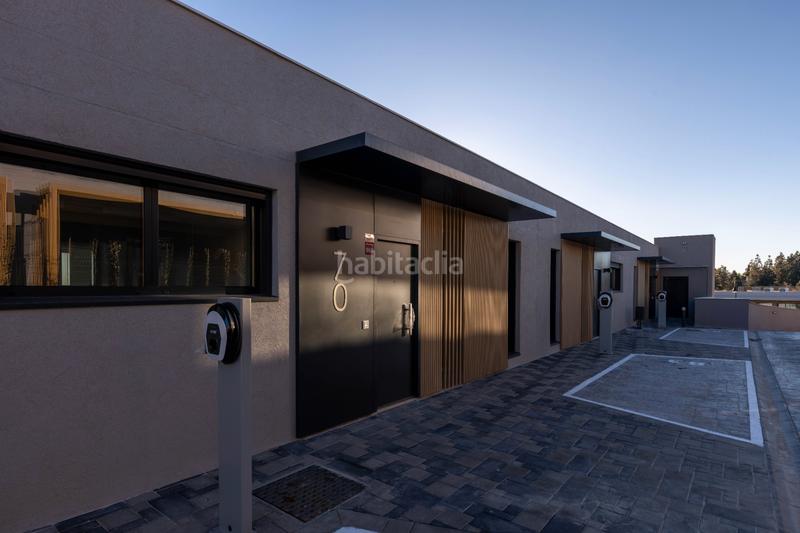 Foto 5d13edfd-024c-4a1c-8d92-d1ace652eec9. Casa adossada amb calefacció aparcament piscina a Mijas