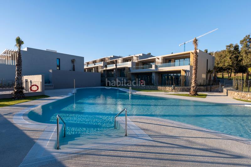 Foto f12fb288-cc8b-4e6c-8272-d5a4c27e8a3b. Casa adossada amb calefacció aparcament piscina a Mijas