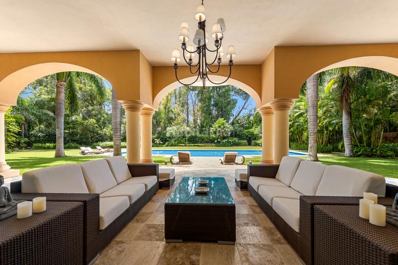 Foto 53be2430-f85e-47ba-adf6-5c3c7e6341f4. Casa con riscaldamento parcheggio piscina in Guadalmina Baja Marbella