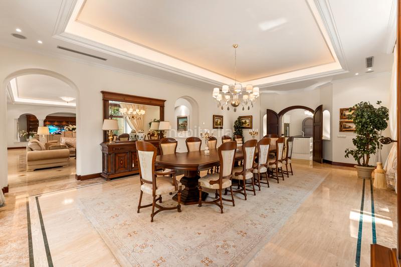 Foto 83d45321-07cb-4d88-839b-38102029d503. Haus mit heizung parking pool in Guadalmina Baja Marbella