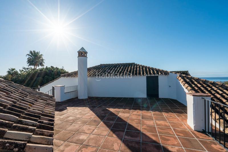 Foto 0dc84aeb-7919-4887-9f4b-fb2eadc784c7. Casa amb aparcament piscina a El Rosario - Ricmar Marbella