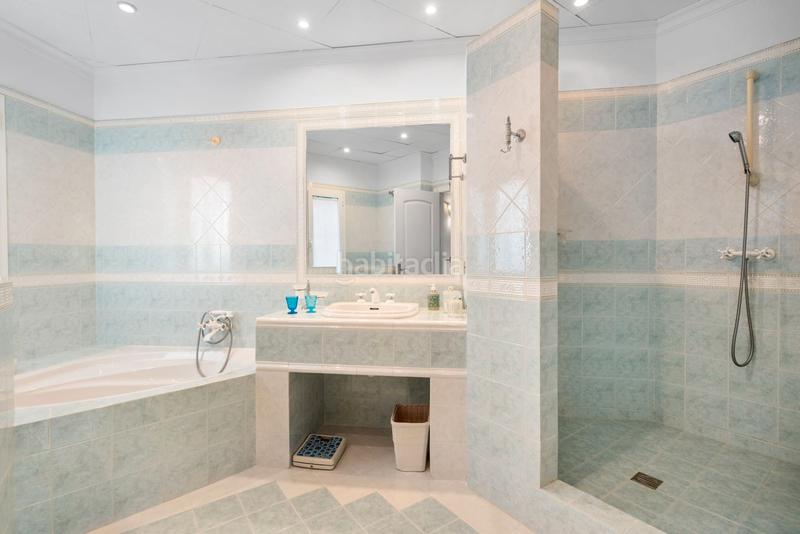 Foto 4bfe77ae-4f5e-49ce-b6d3-3512dd6d6ddf. Casa amb aparcament piscina a El Rosario - Ricmar Marbella