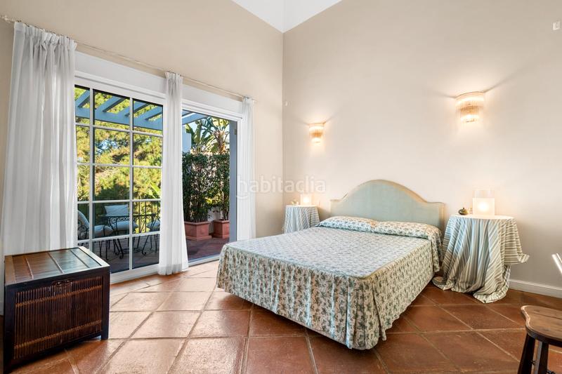 Foto 6b7ac8ef-f4db-4e79-9339-7d998087cab9. Casa amb aparcament piscina a El Rosario - Ricmar Marbella