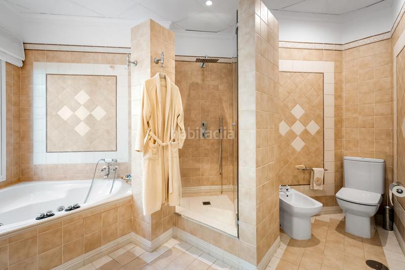 Foto a85c3c8d-139a-4852-b100-e6d6d97ea121. Casa amb aparcament piscina a El Rosario - Ricmar Marbella