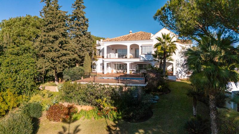 Foto ead2ce28-e2e7-4403-8fae-dccde4de2897. Casa amb aparcament piscina a El Rosario - Ricmar Marbella