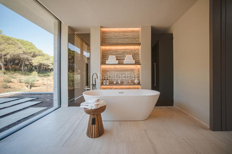 Foto 8cdb6b3f-15ae-4915-ae2f-6e5a6c45309c. Chalet in av/ la reserva s/n in Sotogrande alto Sotogrande