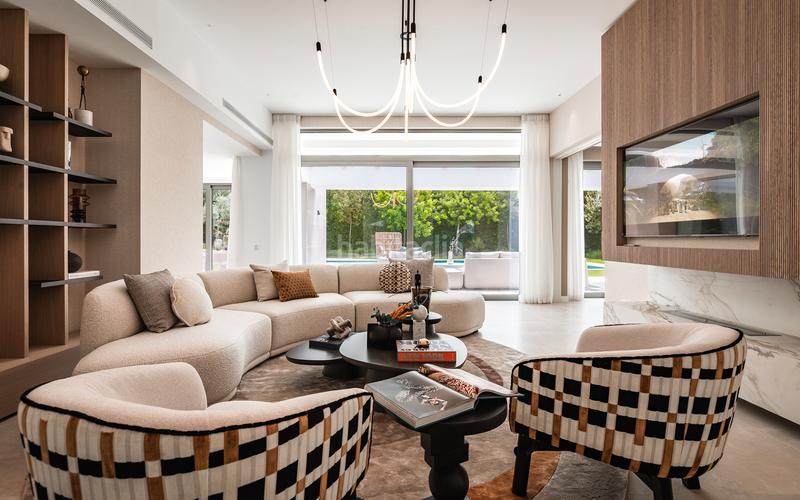 Foto 94e8d7a7-7af9-4433-b6b5-106c26d5df48. Haus mit heizung parking pool in Paraiso - Barronal Estepona