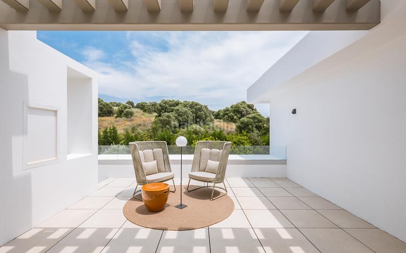 Foto 1334344d-f843-4d33-a745-9ed4f98d3df1. Maison avec chauffage parking piscine dans Paraiso - Barronal Estepona