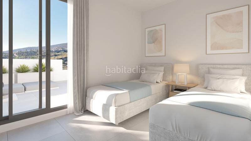 Foto cffa12b3-7703-4fa6-9ee5-d28a41fcc27a. Casa adosada en Chullera Manilva