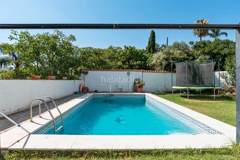 Foto 503f1a42-5768-40fe-981f-b16300f93174. Maison avec parking piscine dans Guadalobón Estepona