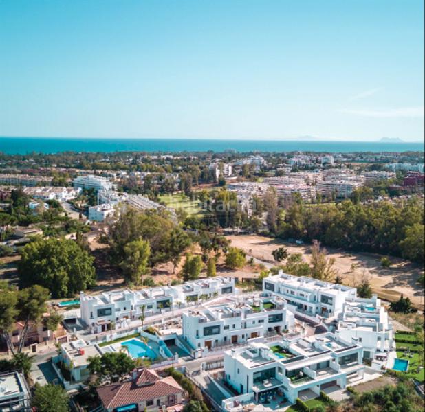 Foto fc4e91e4-5b7d-489d-9bbb-999c47d1ee26. Semi detached house with heating parking pool in Guadalmina Alta Marbella