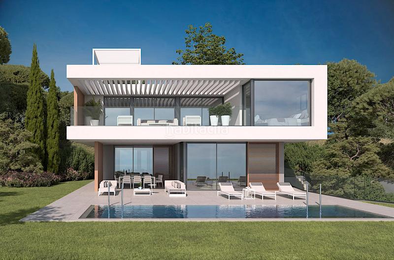 Foto 2967a9cf-7ff6-42e3-afd9-89b9e9c3bd63. Chalet en n/a proyecto de villas en Parque Central Estepona