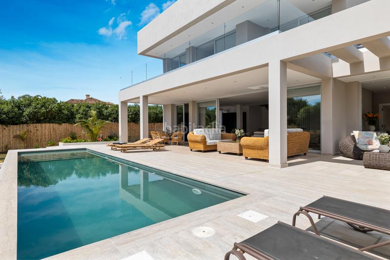 Foto ac18c735-8811-465b-b79b-dc8d0ef2b9f2. Haus mit parking pool in Nueva Alcántara Marbella
