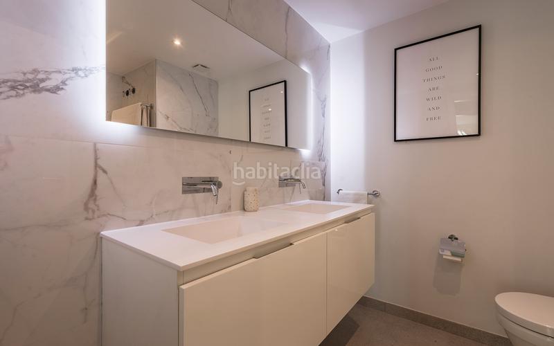 Foto eda442d9-7186-4a12-95df-4559bca45cc0. Àtic a calle los geraneos 1 a San Pedro de Alcántara Pueblo Marbella