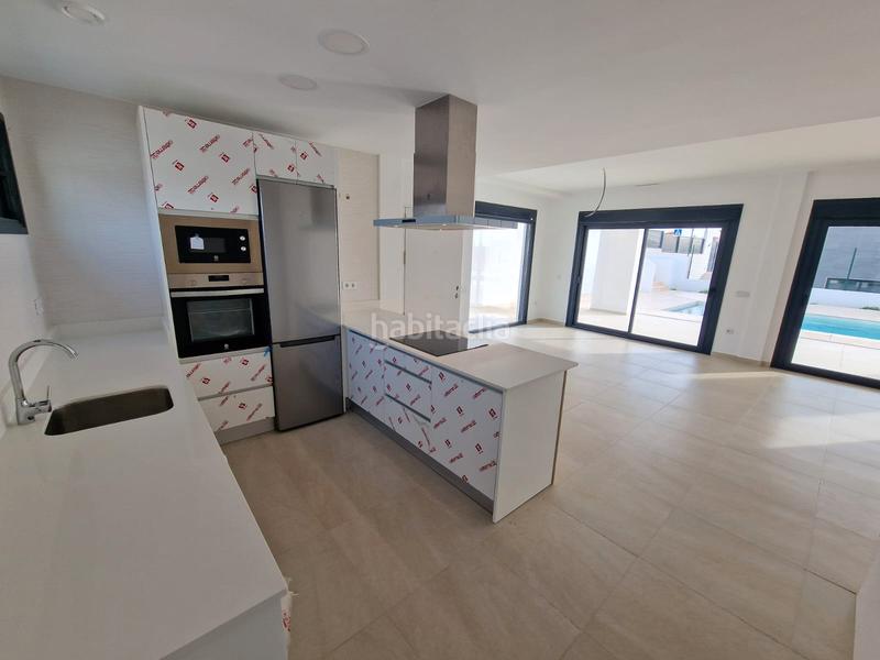 Foto 200be659-13f3-48db-90cb-3b366b97db7b. Chalet en calle del jade 29 villas de lujo en El Castillo Manilva