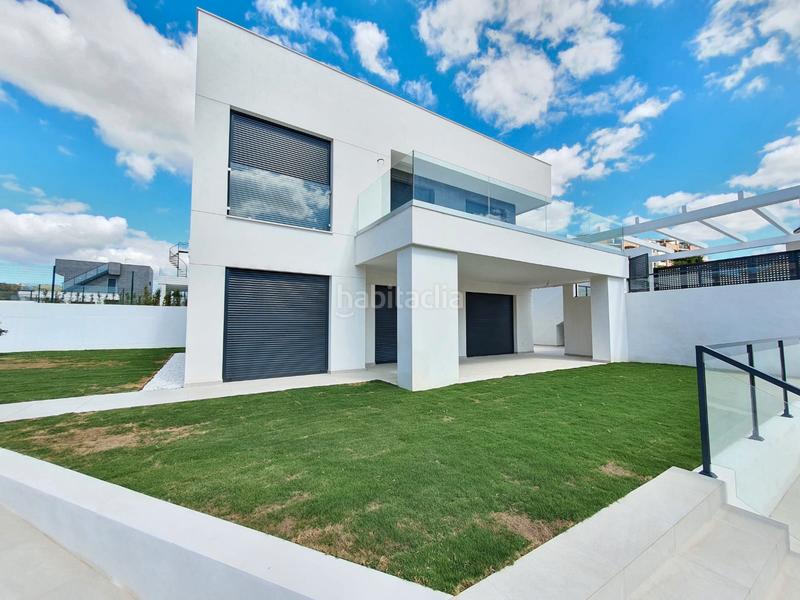 Foto 78b38ca1-f4dc-4376-8ebb-49c65ae2c7ac. Chalet en calle del jade 29 villas de lujo en El Castillo Manilva