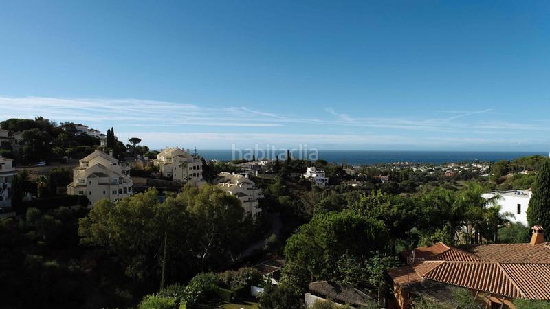 Foto c9fa4492-61bf-47b3-98bc-726d934b83ed. Chalet en urbanización parque Elviria 604 lujosa villa en Marbella