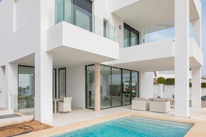 Foto 948e17e7-c7ab-4664-a475-8081d3c12270. Chalet en n/a villa moderna a estrenar en Manilva pueblo Manilva