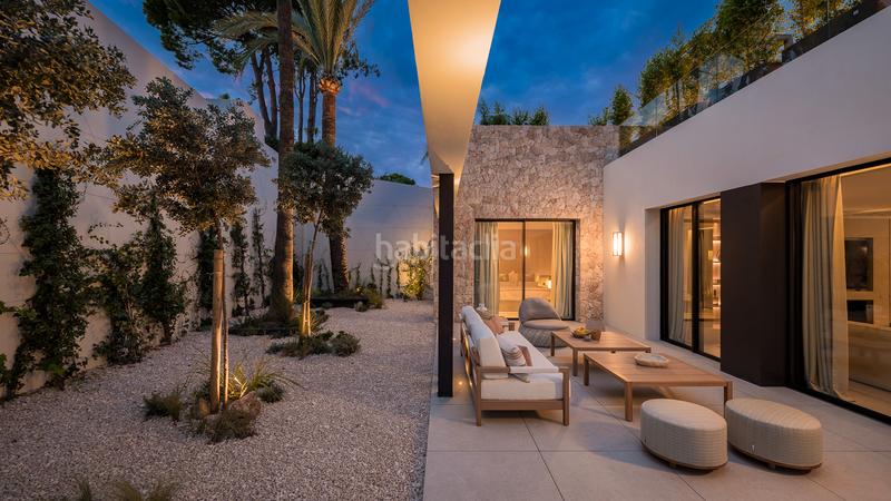 Foto 4e0e1569-7ad1-41f7-8984-4733c984db8a. Casa en La Dama de Noche - La Alzambra Marbella