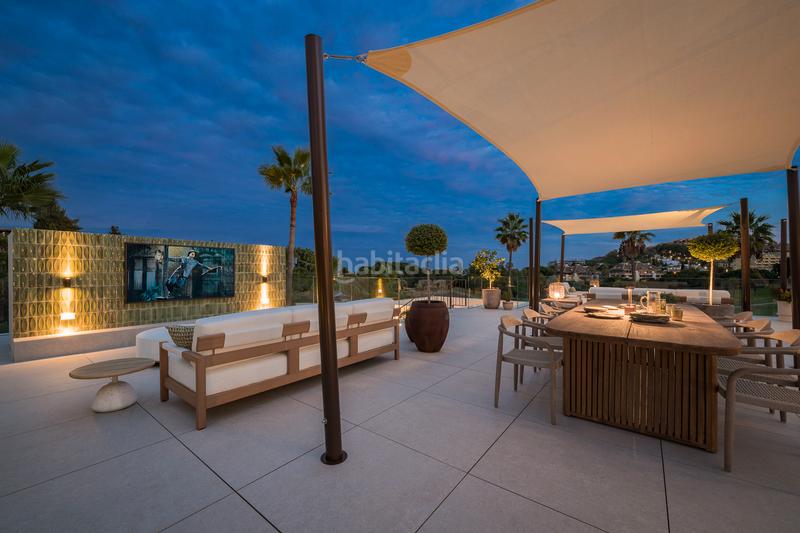 Foto 576f1526-72ef-4464-b6d5-50ff99b595f1. Haus mit heizung parking pool in La Dama de Noche - La Alzambra Marbella