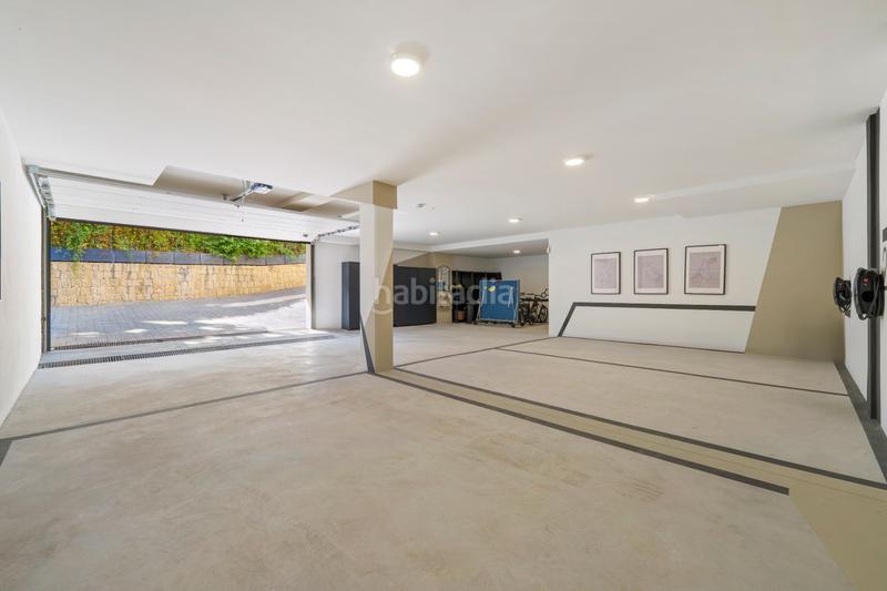 Foto d2b50d19-8ceb-4680-beb9-746a7c47177c. Casa con riscaldamento parcheggio piscina in lomas de Marbella club Marbella