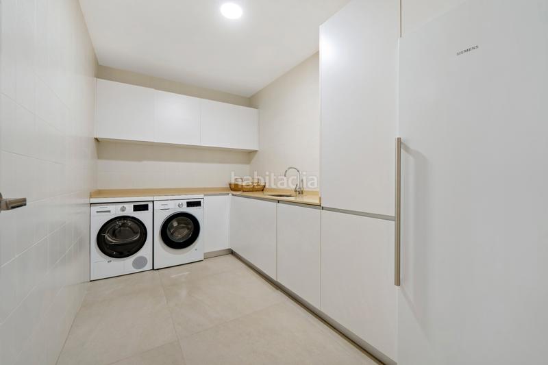 Foto 4eafc719-e404-4536-89da-c1422f754d0a. Haus mit heizung parking pool in lomas de Marbella club Marbella